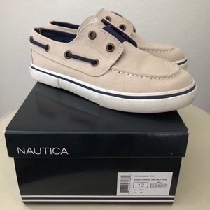 Nautica kids shoe
